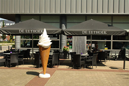 Cafetaria de eethoek